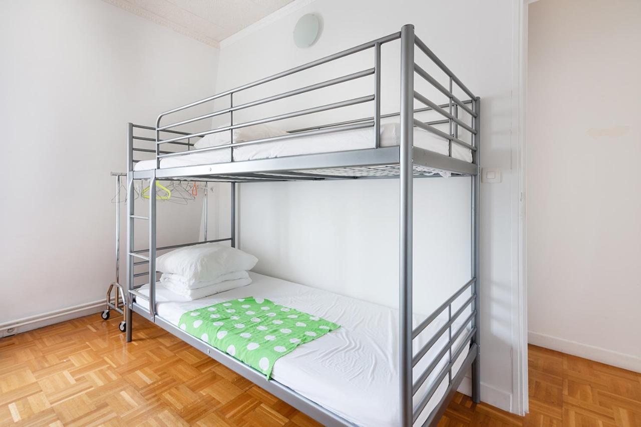 Cameleon Paris Guesthouse Pantin Exterior photo