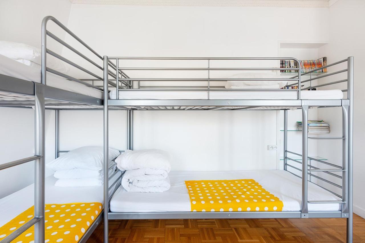 Cameleon Paris Guesthouse Pantin Exterior photo