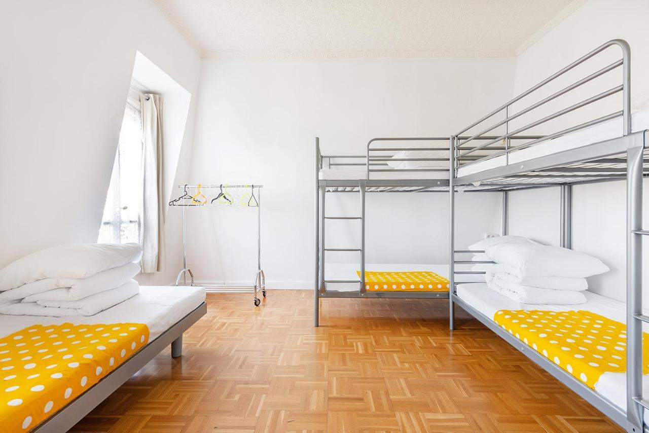Cameleon Paris Guesthouse Pantin Exterior photo